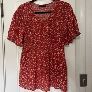 Rust and Floral XL/XXL Flutter Sleeve Top from Mikarose